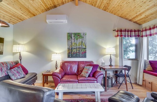 Lake Bosworth Cottage | 63 m² Cabin ∙ 1 bedroom ∙ 4 guests