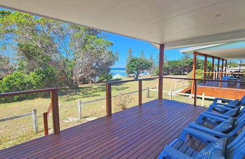 Brooms Head House | 63 Ocean Road, Brooms Head