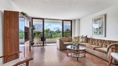 Siesta Key House | 6415 Midnight Pass #307