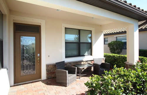 Bradenton House | 6454 Charming home on golf course