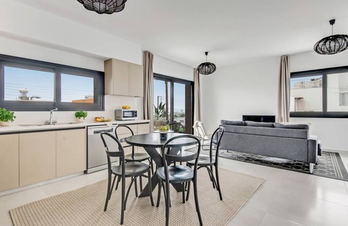 Agios Athanasios Apartment | 65 m² Apartment ∙ 2 bedrooms ∙ 4 guests