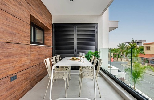 Agios Athanasios Apartment | 65 m² Apartment ∙ 2 bedrooms ∙ 4 guests