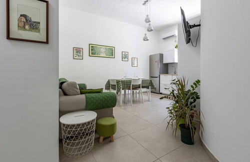 Province of Cagliari Apartment | 65 m² Apartment ∙ 2 bedrooms ∙ 4 guests