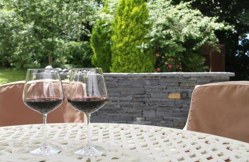 Skibbereen Apartment | 65 m² Apartment ∙ 3 bedrooms ∙ 4 guests