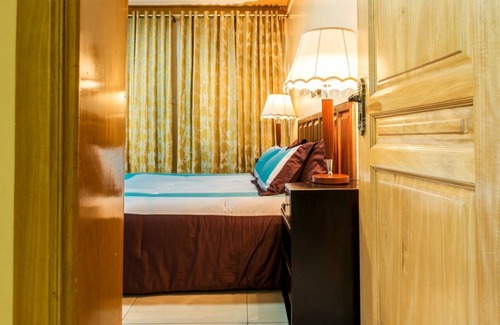 Kampala Apartment | 65 m² Apartment ∙ 3 bedrooms ∙ 6 guests