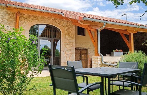 Lalbenque House | 65 m² Gîte ∙ 2 bedrooms ∙ 4 guests
