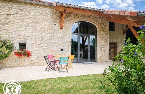 Lalbenque House | 65 m² Gîte ∙ 2 bedrooms ∙ 4 guests