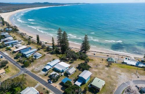 Brooms Head House | 65 Ocean Road, Brooms Head
