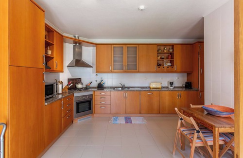 Santa Maria do Castelo House | 65- Refuge Villa