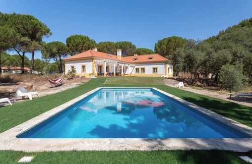 Santa Maria do Castelo House | 65- Refuge Villa