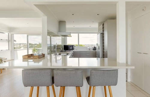 Manly House | 65 Tiri Road · Admire Luxury Sea Views Home