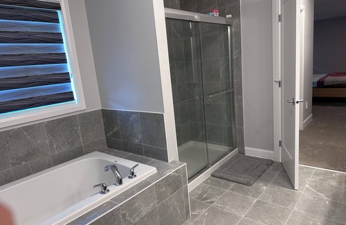 Russell House | 659 Parkview Ter