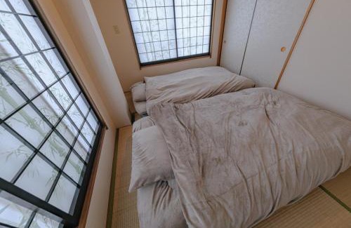 Kasukabe Apartment | 65m2 Free parking Modern Japanese style Toys for kids Great sunlight Kids can relax