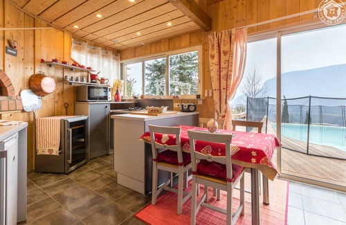 Serrieres-en-Chautagne House | 66 m² Gîte ∙ 1 bedroom ∙ 4 guests