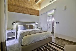 Valletta House | 66 Saint Paul's & Spa