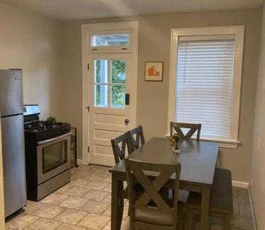 Lindenwood Park Apartment | 6600A Arsenal First Floor One Bedroom One Bath in South City