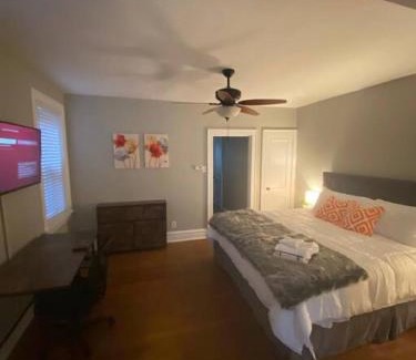 Lindenwood Park Apartment | 6600A Arsenal First Floor One Bedroom One Bath in South City