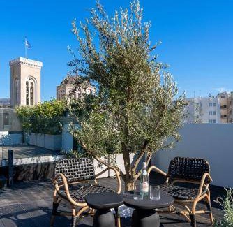 Plaka Hotel | 68 m² Hotel ∙ 8 guests