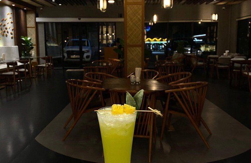 Khemarak Phoumin Hotel | 68 m² Hotel ∙ 6 guests