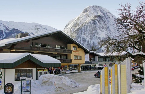 Maurach Apartment | 69 m² Apartment ∙ 2 bedrooms ∙ 5 guests