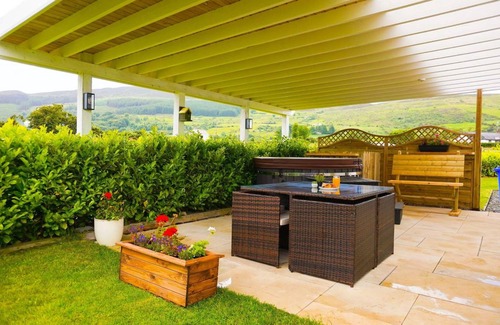 Newry House | 69 m² House ∙ 2 bedrooms ∙ 6 guests