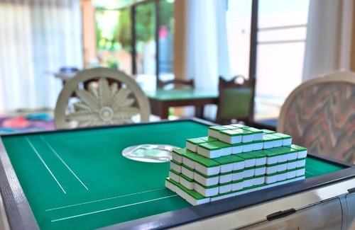 Nanai Road Villa | 69 Walk to Bangla Rd in 10min 3 room plus private pool