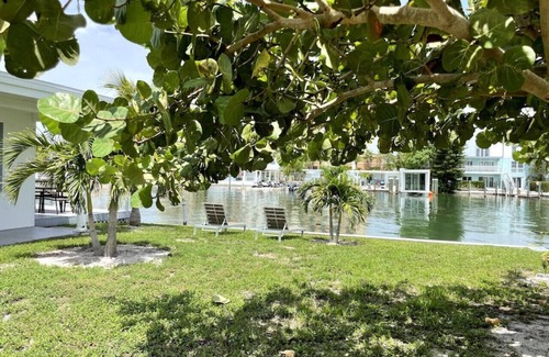 Bay Esplanade Apartment | 6A · Bay Apartment 6a