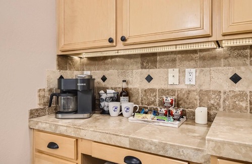 Adobe Hills House | 6BR/4.5BA oasis w/heated pool/spa, 3 ensuites, oversized lot, games, fire pits