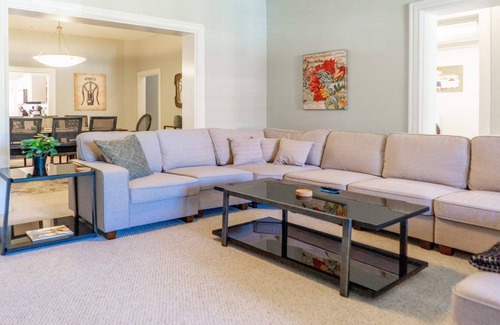 Tower Grove East House | 6BR Family Home | 1st Floor Primary / ABODEbucks