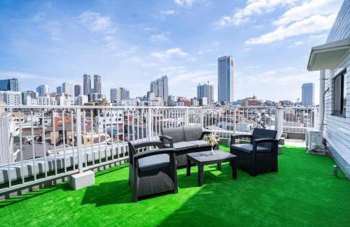 Honmachi Apartment | 6th floor 602 with elevator, 700 meters walk from Nishi-Shinjuku Gochome 4 minutes to Shinjuku, 75 square meters plus 30 square meters of large balcony