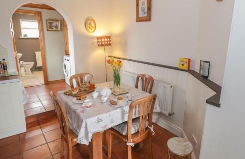 Foxford House | 7 Aikenhead Terrace