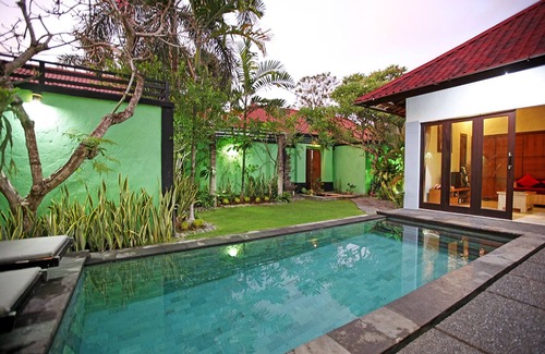 Dyanapura Villa | 7 bedrooms, 3 villas, 3 private pools, central seminyak, cleaning staff