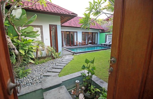 Dyanapura Villa | 7 bedrooms, 3 villas, 3 private pools, central seminyak, cleaning staff