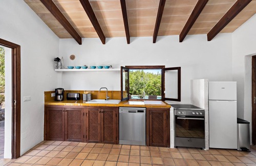 Arta House | 7 bedrooms, 5 bathrooms, 2 pools, 1 tennis court, 3 houses