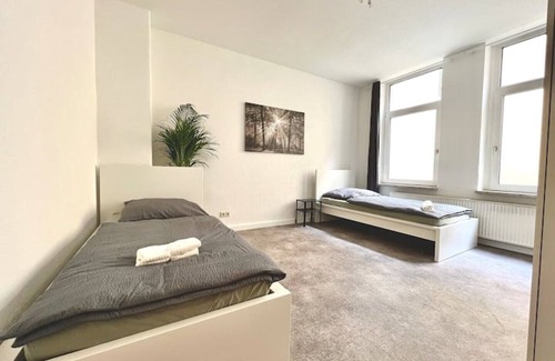 Vahrenwald Apartment | 7 beds Accommodation Vahrenwald