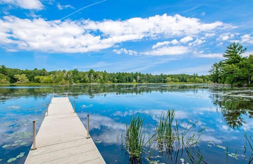 Friendship House | 7 Brand New Castle Rock Lake 4 Bedroom Lodge House