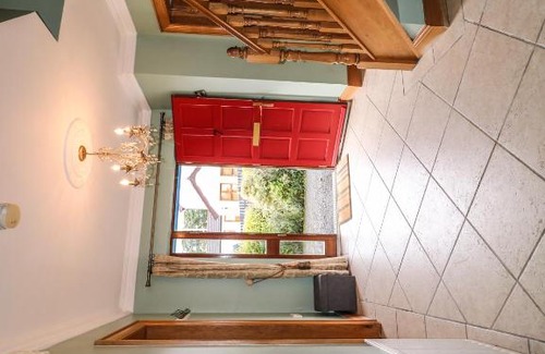 Quigley's Point House | 7 Foyleview Point