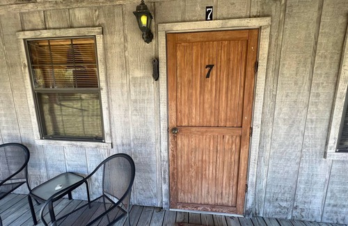 Bandera Cabin | 7 Hackberry, at CRC Ranch Retreat