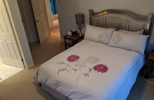 Humber Village Ski Chalet | 7 Hillside Drive - Humber Valley Resort
