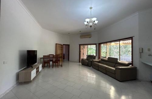 Winston Hills House | 7 Hopeful Room