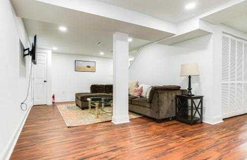 Brooklyn Park Apartment | 7 Mi to Baltimore Maryland Gem with Shared Yard!