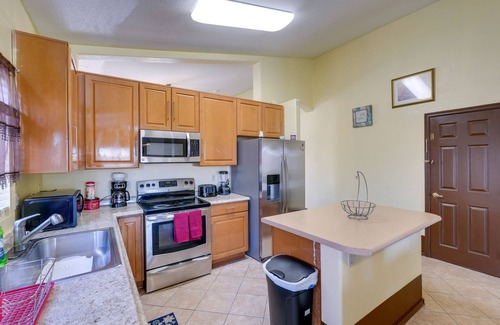 Alhambra House | 7 Mi to Chase Field: Phoenix Home w/Patio!
