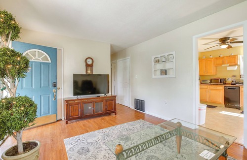 Kettering House | 7 Mi to Dtwn Dayton: Home in Kettering w/Yard