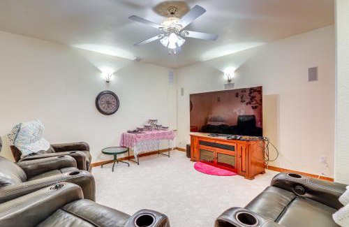 Berkley Apartment | 7 Mi to Dtwn Denver Lakefront Gem with Dock!