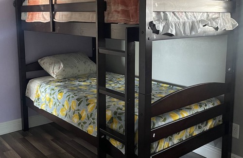 Mora Apartment | 7 mi to Mo state fair/ countryside apartment