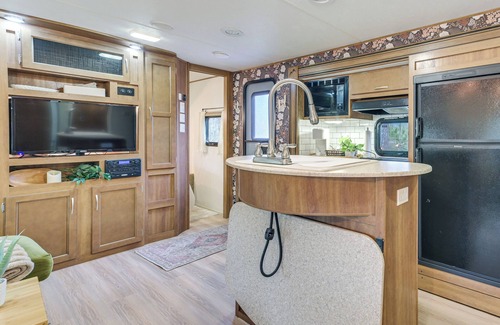 Rapid City House | 7 Mi to Torch Lake: Peaceful Retreat w/Fire Pit!