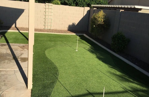 Bell Park House | 7 min to Peoria Sports Complex! Putting Green, Pool & Spa!