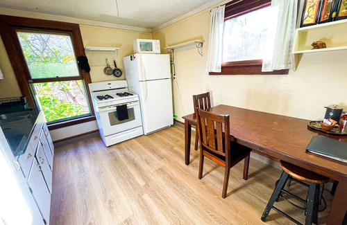 Ithaca Apartment | 7 minute Walk to Downtown & Hiking Trails! Gorge View Apt