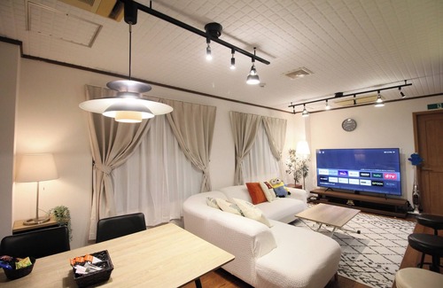 Fukushima House | 7 minutes to USJ Large groupVIP class 230m 3 bathrooms 5 bedrooms 12 beds 7 minutes to N - CRResidence Fukushima/Osaka Ōsaka