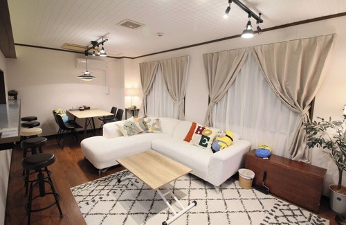 Fukushima House | 7 minutes to USJ Large groupVIP class 230m 3 bathrooms 5 bedrooms 12 beds 7 minutes to N - CRResidence Fukushima/Osaka Ōsaka